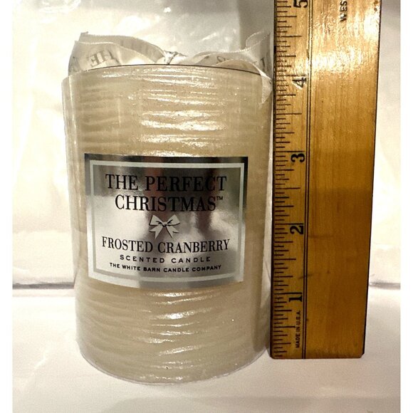 The Perfect Christmas Candle Frosted Cranberry Scented 4” Burns 70 Hours SEALED - Picture 7 of 7